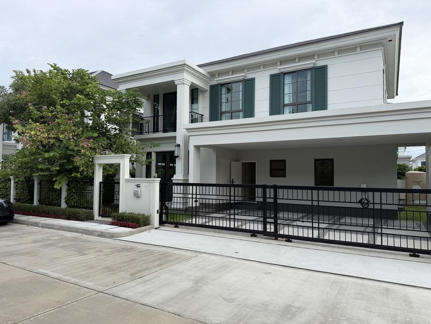 Luxury Family House for Rent Setthasiri Bangna KM.10 2