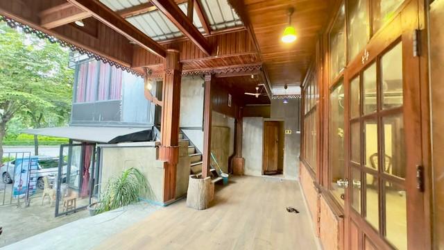 ให้เช่าที่ดินพร้อมสิ่งปลูกสร้าง ริมถนนประดิษฐ์มนูญธรรม ขนาด 200 ตารางวา แขวงคลองจั่น เขตบางกะปิ กทม. 2