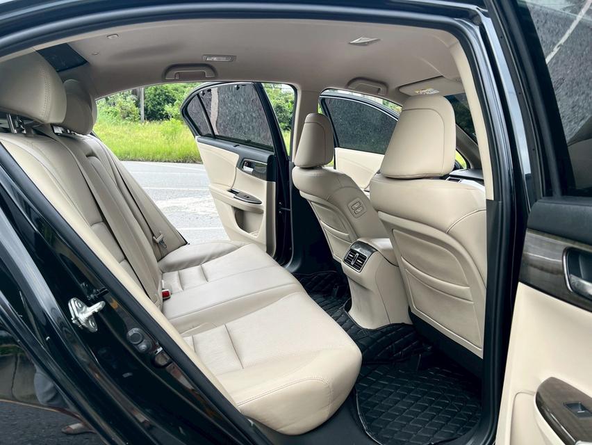 HONDA ACCORD 2.0 EL ปี 2014 16