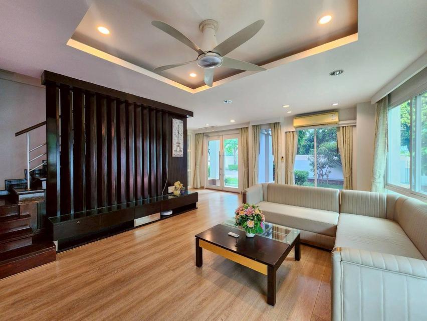 ให้เช่าบ้านเดี่ยว บ้านหมู่บ้านบ้านลาดพร้าว Exclusive ซ.โยธินพัฒนา11 ทำเลถนนเลียบด่วนเอกมัย รามอินทรา (N.1899) 8