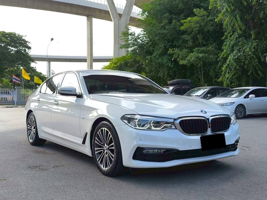 รถเข้าใหม่! BMW 520d Sport ปี 2017 (จด 2018) สีขาว 3