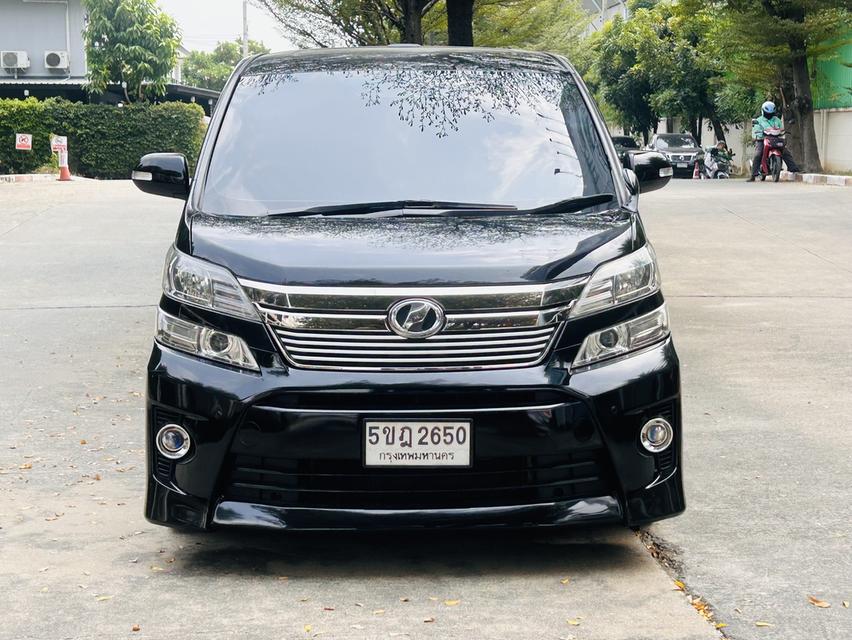 Toyota Vellfire 2.4 เบาะมิกกี้เมาส์