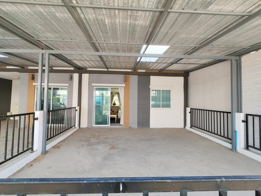 เจ้าของขายเอง !!! หมู่บ้าน Lio BLISS ลาดกระบัง - ฉลองกรุง 4 ห้องนอน 2 จอดรถ 7