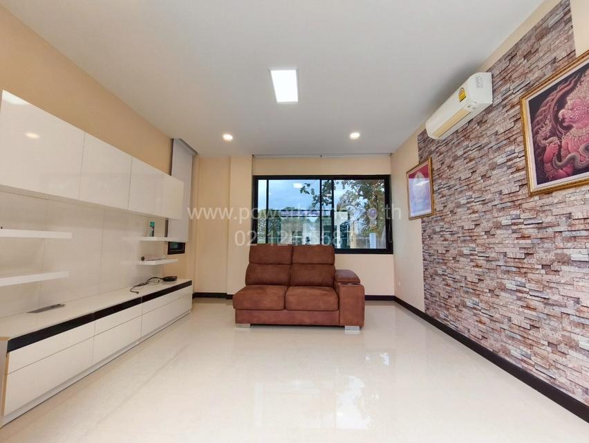 บ้านเดี่ยว 1.5 ชั้น ใกล้องค์การบริหารส่วนตำบลหินเหล็กไฟ ถนนเพชรเกษม ต.หินเหล็กไฟ อ.หัวหิน จ.ประจวบคีรีขันธ์ 13