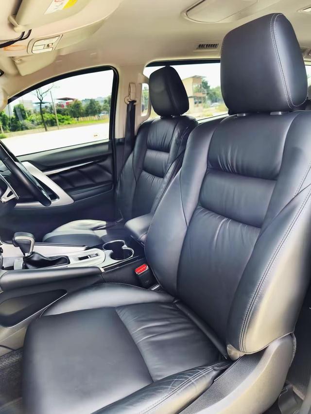 MITSUBISHI PAJERO 2.4 GT DIESEL 2WD 2018 16