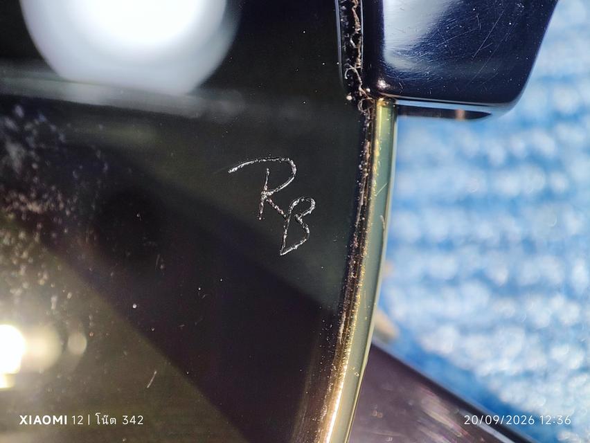 RayBan Clubmaster Classic รหัสรุ่นRB3016 รหัสสีW0316(กรอบสีดำ-ทอง/เลนส์กระจกสีเขียวG-15 ผลิตในยุคปัจจุบัน(ยุค Luxottica Italy) รูปที่ 6