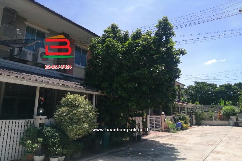 ทาวน์โฮม 2 ชั้น หมู่บ้านรื่นฤดี 6 (เลียบคลองสอง) เนื้อที่ 21.7 ตร.ว ใกล้ซาฟารีเวิลด์ แขวงบางชัน เขตคลองสามวา กรุงเทพมหานคร
