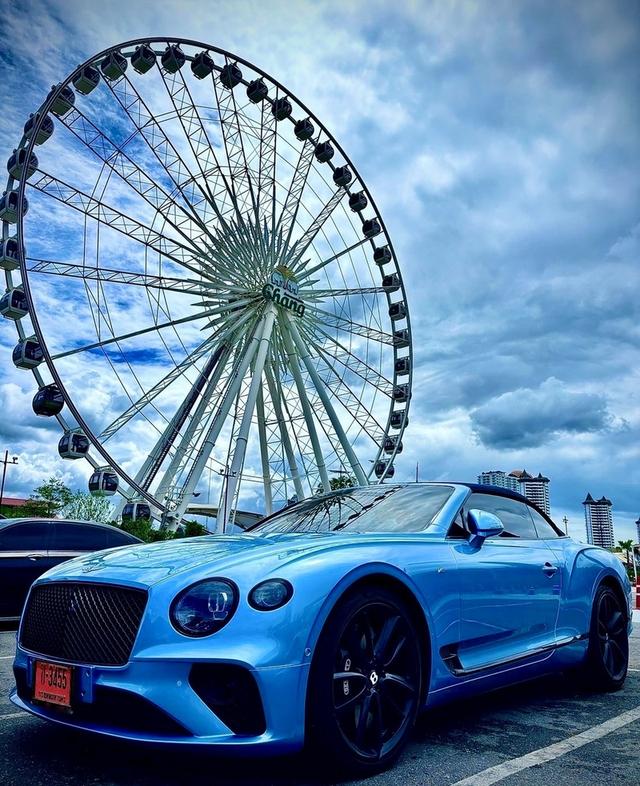 Bentley Continental GTC V8