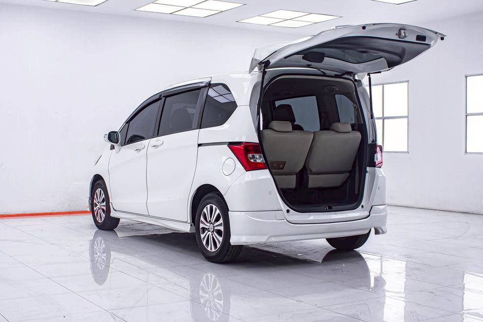 รหัสรถ 1E187 FREED 1.5 SE 2013 11