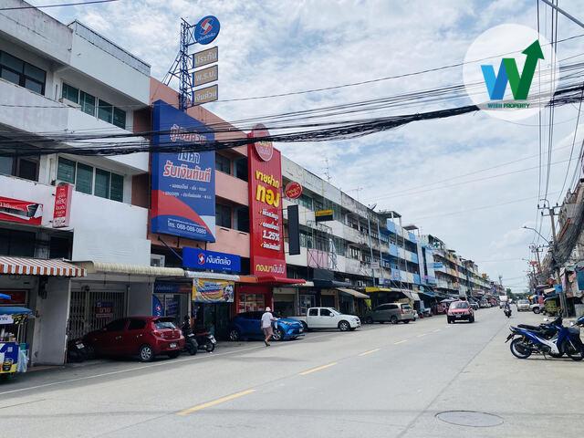 ตึกแถว-อาคารพาณิชย์ คู้บอน 27 แยก 35 สำหรับ ขาย ใน คันนายาว, กรุงเทพ 8