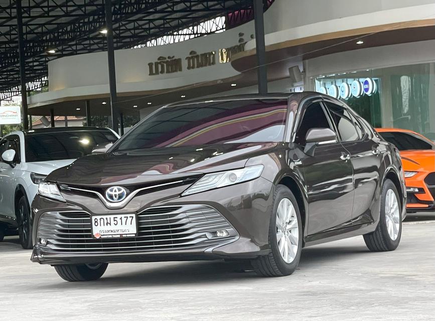 Toyota Camry 2.5Hybrid ปี19