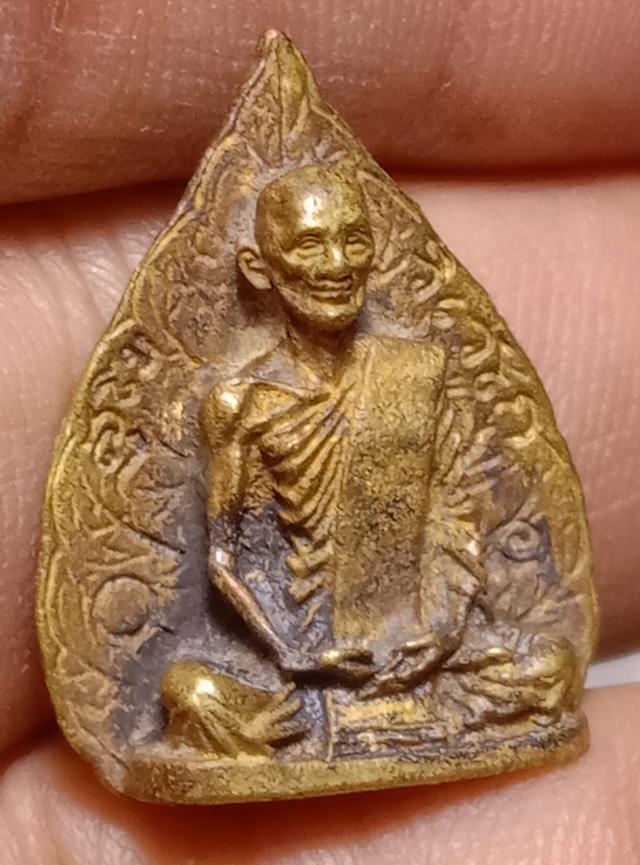พระเครื่อง เจ้าคุณนร..ใบโพธิ์ ปี 2513 รูปที่ 5