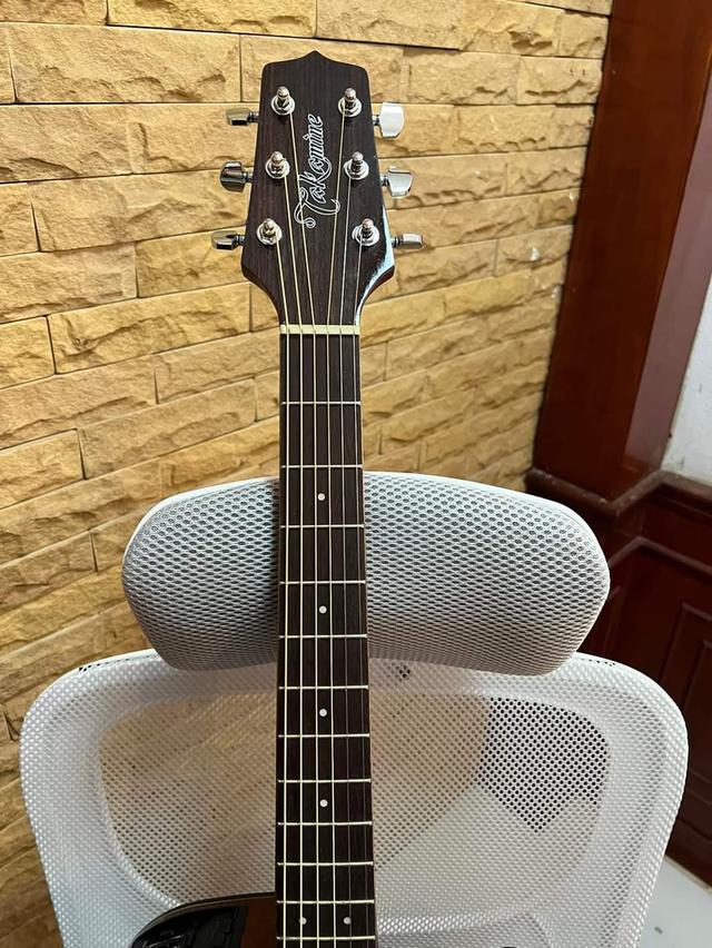 กีต้าร์โปร่งไฟฟ้าTakamine DE30CE 3