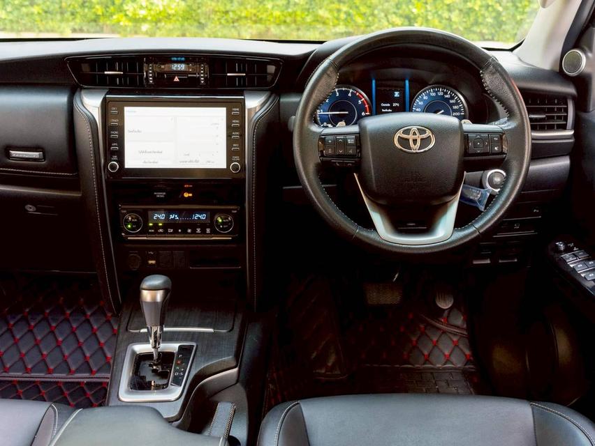 Toyota Fortuner 2.4G Leader ปี 2022 เจ้าของเดียว รถสวย สภาพพร้อมขับ 11