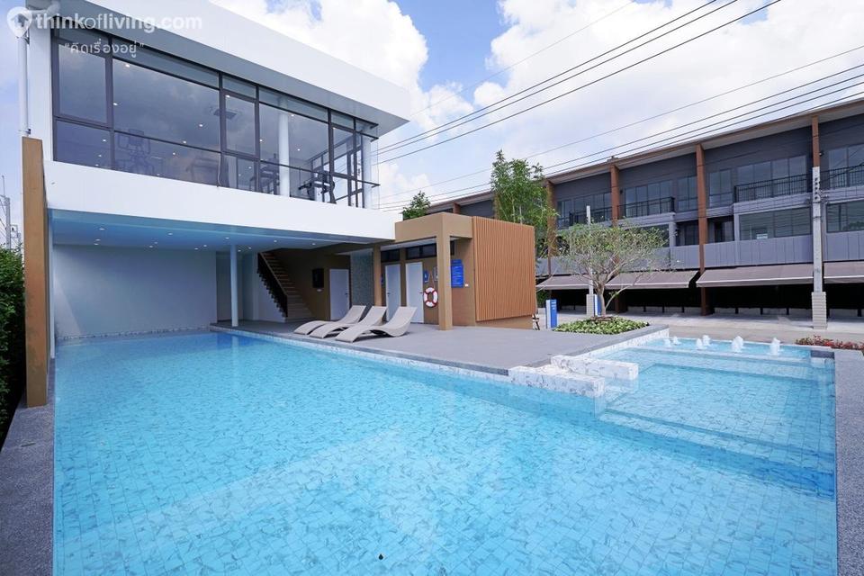 ขาย 🏢 ทาวน์โฮม 3 ชั้นหลังริม สภาพใหม่ไม่เคยเข้าอยู่  โครงการ บ้านกลางเมือง สุขุมวิท-อ่อนนุช  2