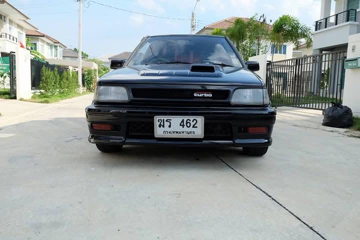 Toyota Starlet สีดำราคาถูก 3