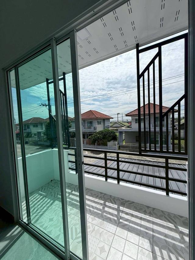 หมู่บ้านเพ็ญศิริ 4 หนองจอก 17