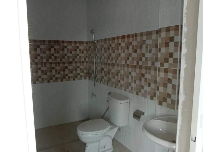 ขายบ้านทาวน์โฮม 2 ชั้น 6