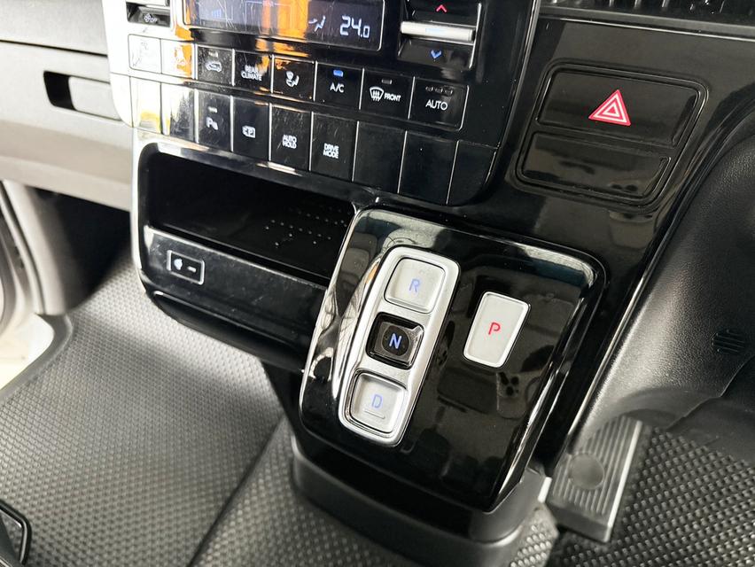 Hyundai Staria 2.2 SEL (ปี 2021) Wagon AT 7