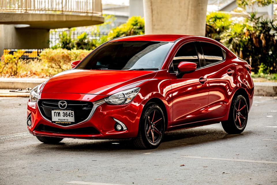 Mazda2 1.5 XD Highplus Sedan ดีเซล รุ่นท๊อป ปี 2015 สีแดง 1