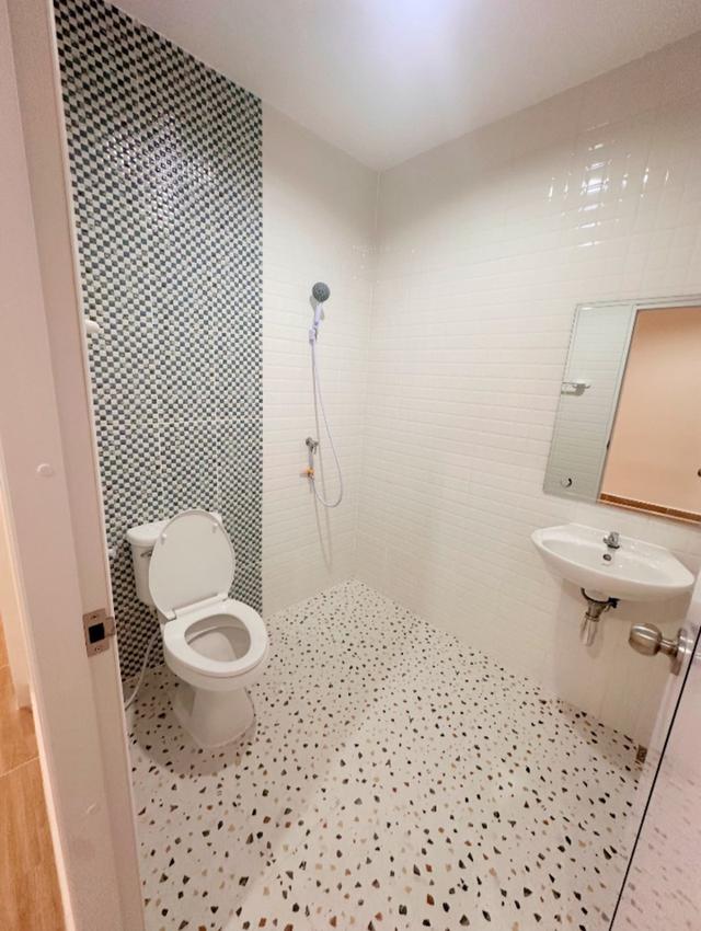 วนารมย์ ถ.ฉลองกรุง 24 10