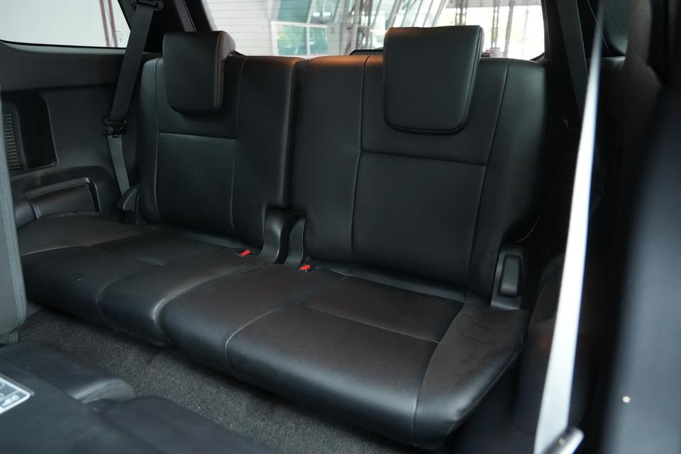 2022 TOYOTA FORTUNER 2.8 GR SPORT BLACK TOP 4WD SUV สีขาว-ดำ เลขไมล์ 27929 กม. 17