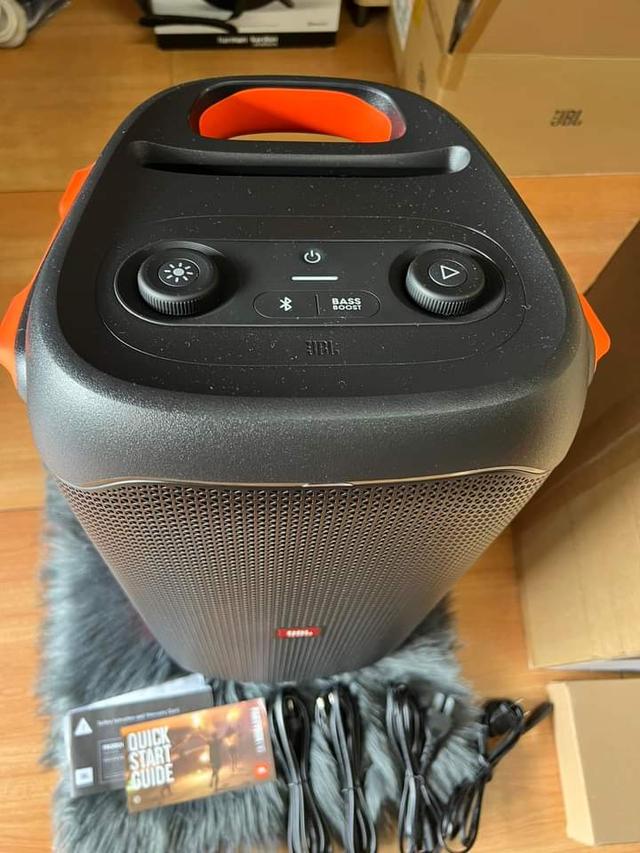 JBL Party Box  110 2