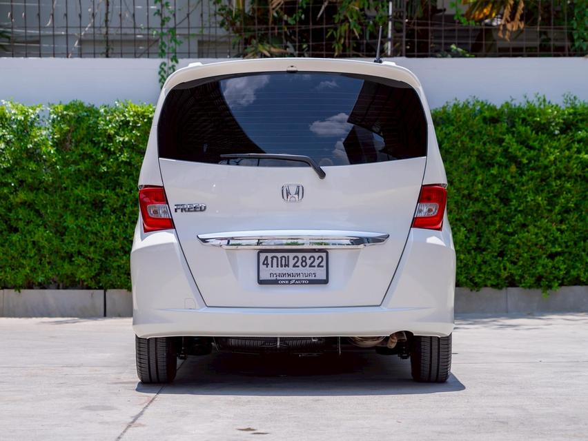 Honda Freed 1.5 EL ปี 2012 จด 15 รูปที่ 6