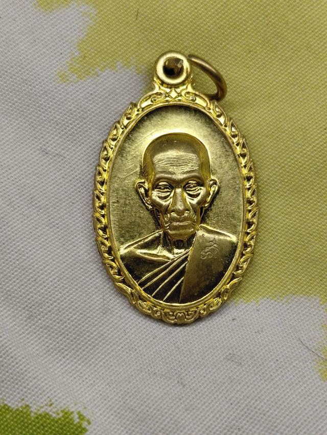 หลวงพ่อรวย ปาสาทิโก สวยๆกล่องเดิมๆ ทันหลวงพ่อปลุกเสก รูปย่อยที่ 2