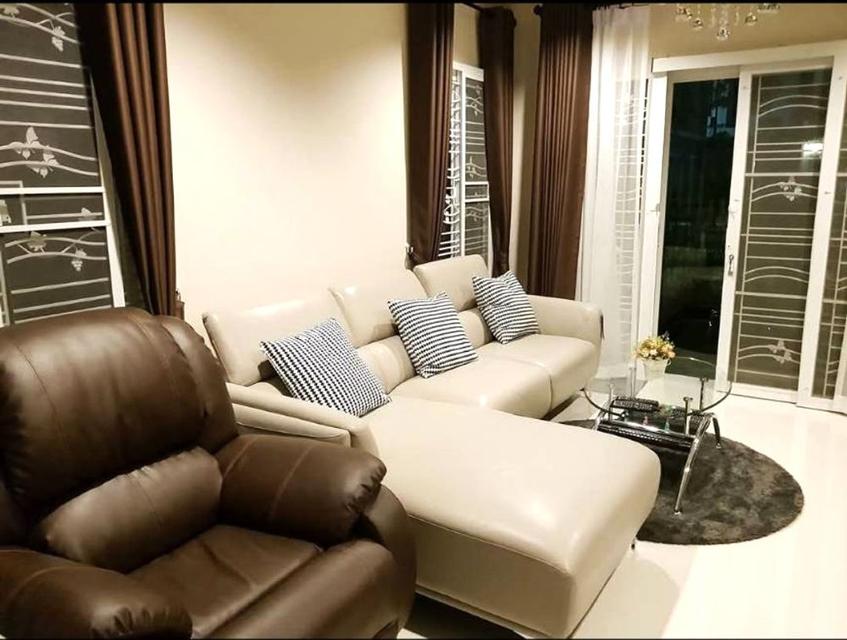 ขายบ้านแฝด 2 ชั้น พัฒนาการ 44 – ใจกลางเมืองเอกมัย-ทองหล่อ พร้อมเข้าอยู่ เดินทางสะดวก ใกล้รถไฟฟ้าสายสีเหลือง 3