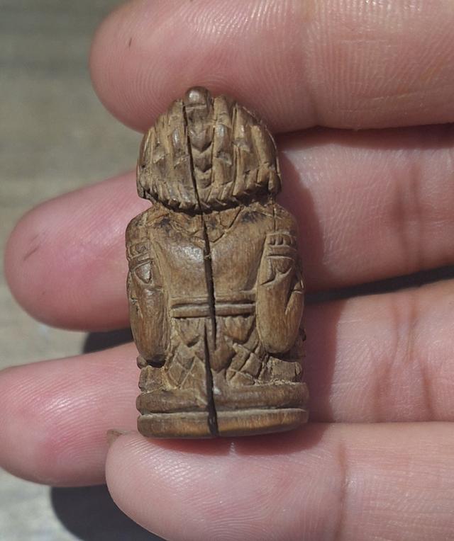 หนุมานหน้าโขนทรงเครื่อง