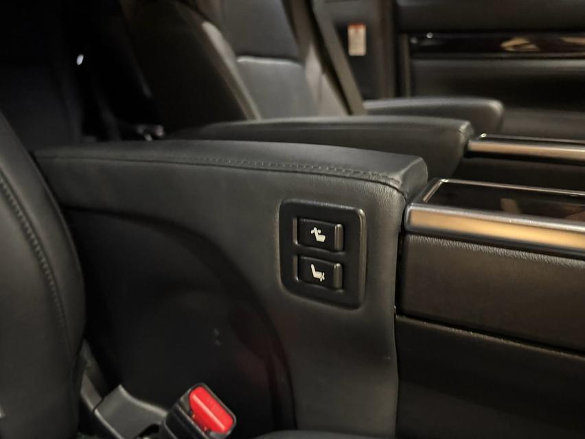 รหัสรถ NCS5786 Sale ToyoTa Alphard 3.0 SC pac modalista ปี22  fulloptiton 13
