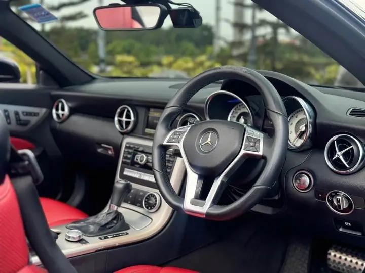 รีบขาย Mercedes-Benz SLK-Class 4