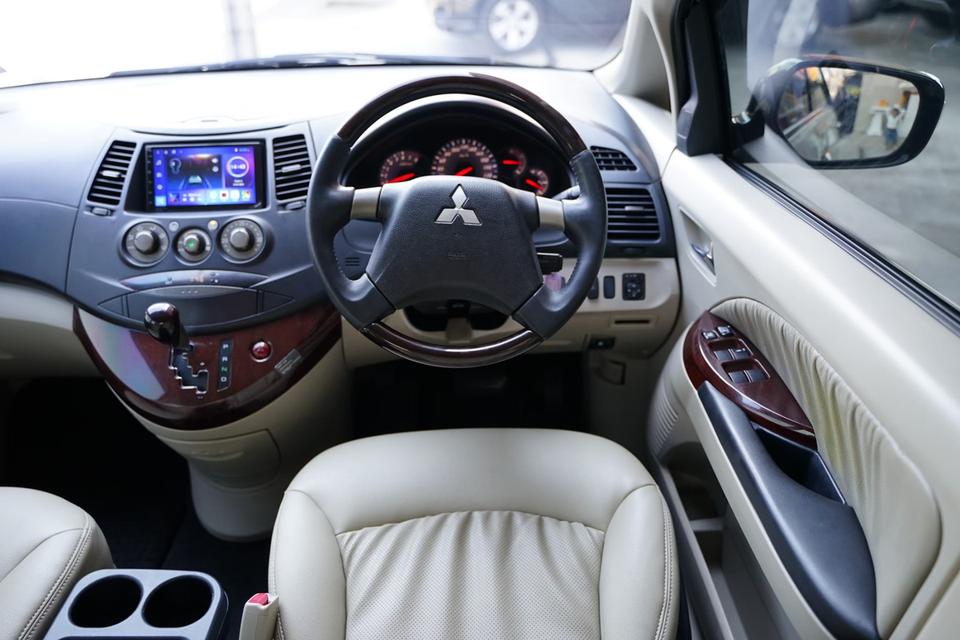 ðĐMITSUBISHI SPACE WAGON 2.4 GLS āļāļĩ 2011 15