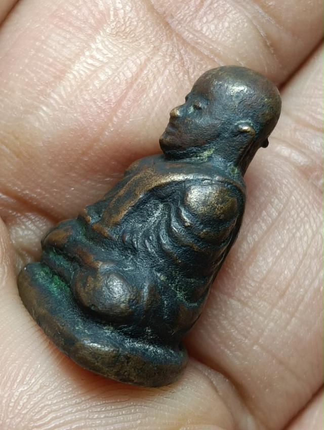 รูปหล่อหลวงพ่อเงินไม่รู้พิมพ์ รูปที่ 2