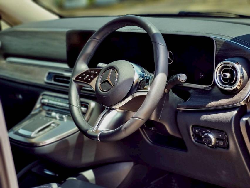 Benz V 300d Exclusive ปี 2025 ไมล์ 7,1xx km. 10