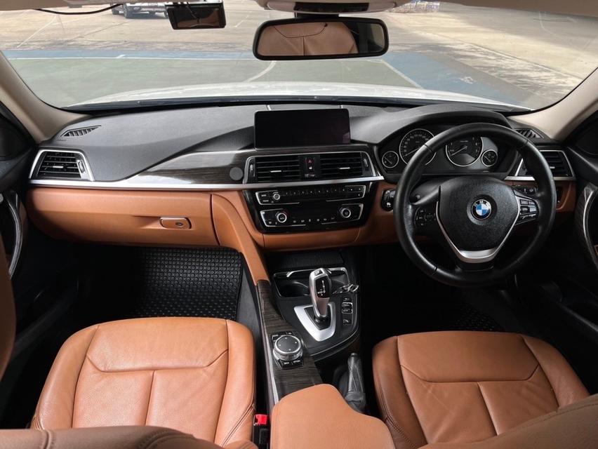 BMW 320i Luxury LCI ปี 2018 รหัส WMT6617 9