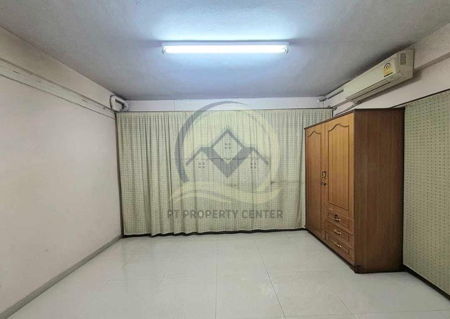 ตึก 4 ชั้น 2 คูหา ซอยเจริญกรุง109 ย่านบางคอแหลม ต่อเติมด้านหลังทุกชั้น ตีทะลุเชื่อมอาคารบางส่วน ขายตามสภาพ ทำเลใจกลางเมือง ใกล้รถไฟฟ้า ราคาพิเศษ 5