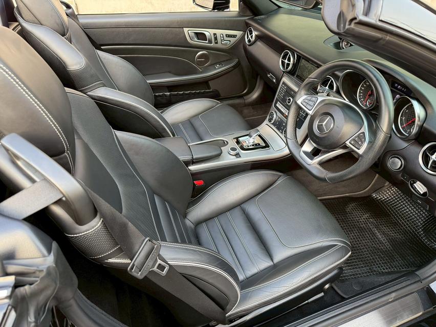 Benz SLC43 AMG Dynamic ปี 2019 ไมล์ 40,xxx I’m ราคา 2.09ล้าน ⚙️ออปชั่น⚙️ - เครื่องยนต์เบนซิน 3.0ลิตร / 367hp - เกียร์อัตโนมัติ 9G-Tronic - ระบบกุญแจ รูปที่ 5
