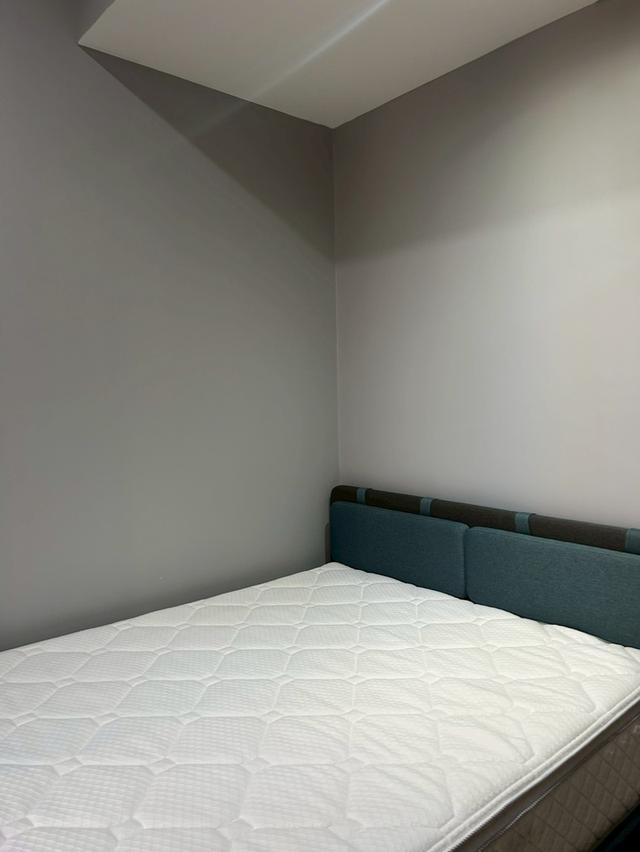 ขายคอนโดหรู: The Lofts Asoke 13