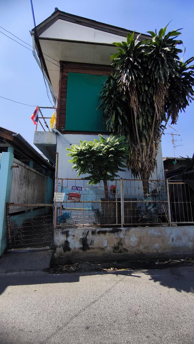 บ้านเช่าพร้อมผู้เช่า 2 ชั้น 4 ห้อง 4 ห้องน้ำ 1 ห้องเก็บของ 1