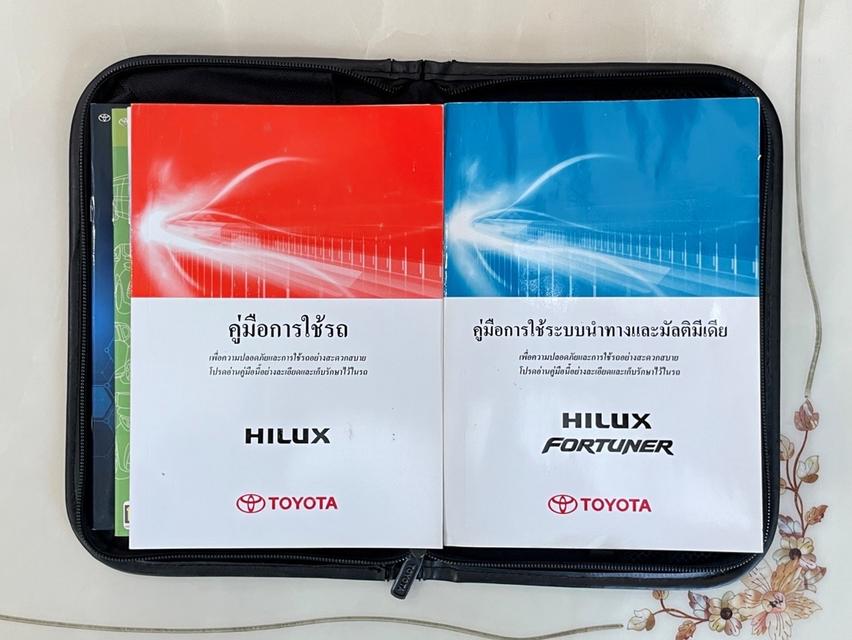 TOYOTA HILUX REVO DOUBLE CAB 2.8 HIGH 4WD ปี 2022 AUTO 4X4 สภาพนางฟ้า รูปที่ 16