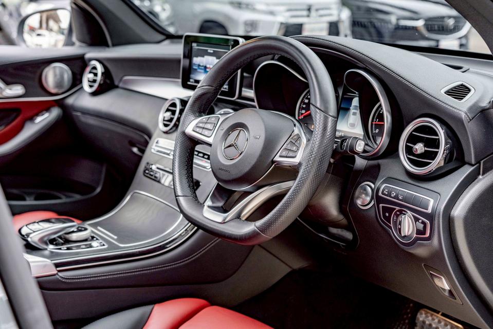 รหัสรถ NP6998 BENZ GLC250 Coupe 4MATIC 2019 13