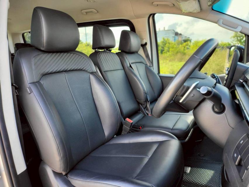 รหัสรถ NC838 📍 HYUNDAI ✳️ STARIA 2.2 SEL 12