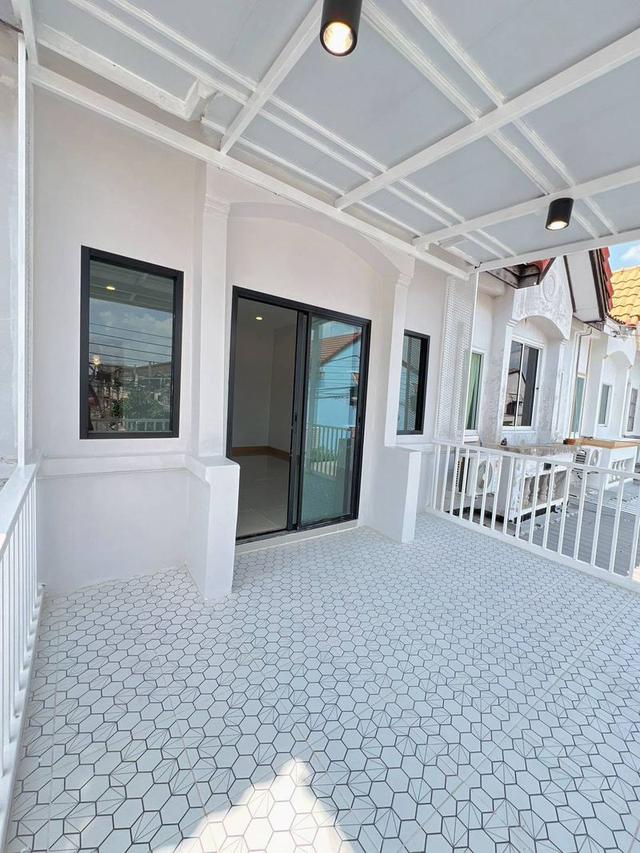 หมู่บ้านวงศ์ชัยนคร  บางรักใหญ่ นนทบุรีทาวน์เฮาส์ 2 ชั้น ทำเลติดรถไฟฟ้าสายสีม่วงสถานีบางรักใหญ่เพียง 800เมตร  ซอยป่าไม้อุทิศ บางรักใหญ่ นนทบุรี ทำเลดี 17