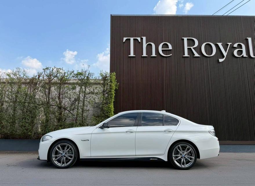 BMW 525D Top ปี11 ดีเซล สีขาวรถสวย สภาพสุดเนี้ยบ เข้าศูนย์ทุกระยะ รูปที่ 3