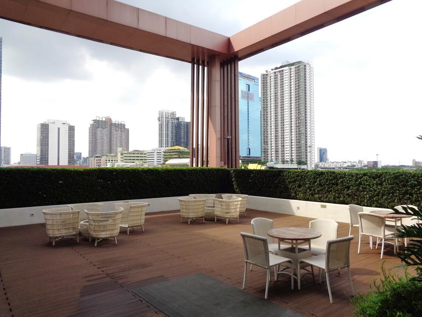 🚩 ขายขาดทุน คอนโด ซี เอกมัย ชั้น 42 ห้องสวย สไตล์ลอฟท์ 2 ชั้น พื้นที่ใช้สอย 44 ตารางเมตร 17
