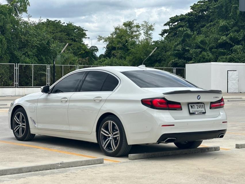 BMW 530e Elite LCI G30 2021 จด 2023 รูปที่ 6