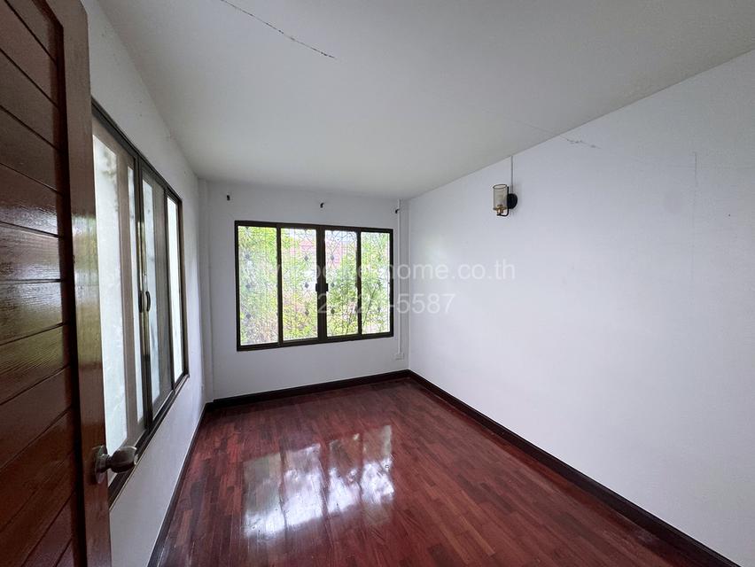 หมู่บ้านสัมมากร รังสิตคลอง 2 ซอยรังสิต นครนายก 63 ถนนรังสิต–นครนายก ต.ประชาธิปัตย์ อ.ธัญบุรี จ.ปทุมธานี 15