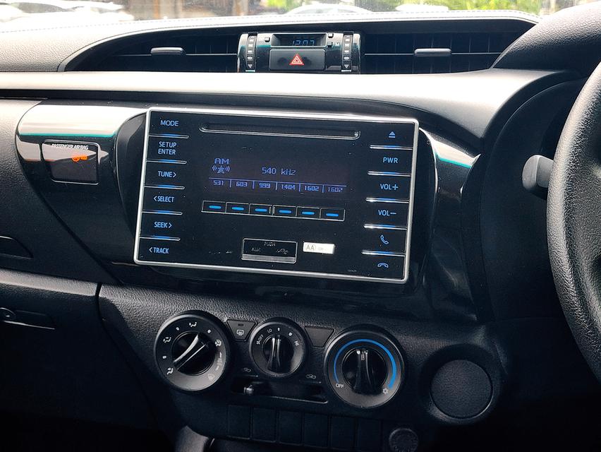 TOYOTA Hilux Revo Smart Cab 2.4 Entry 2020 16